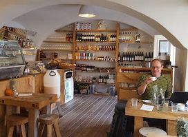 KUK Bistro