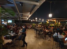 Macau Gaming Lounge & Bar