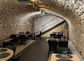 Le P'tit Champenois Restaurant au coeur de nos caveaux typiquement champenois Epernay