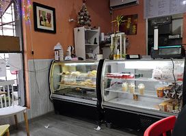 Empanadas y Pastas La Abuelita