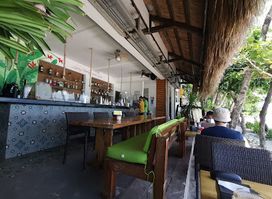 Mayas Filipino & Mexican Cuisine