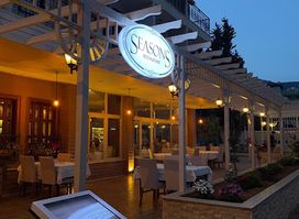 Seasons Restaurant by Mutlu Şevket Yılmaz
