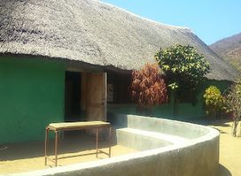 Makata's bar & Restaurant