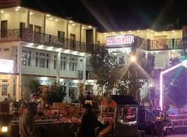 Naran Food Street