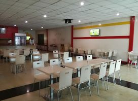 Ma Ju's & The Burger Spot