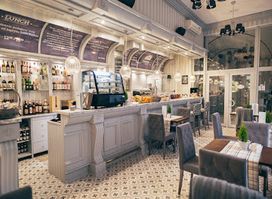 Szarlotta Restaurant