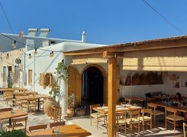 Mantri Mykonian Resto