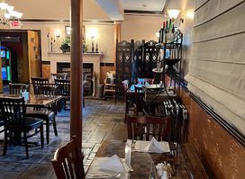 Friends Restaurant & Pub