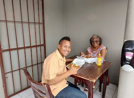 Picare Cafe & Restaurant