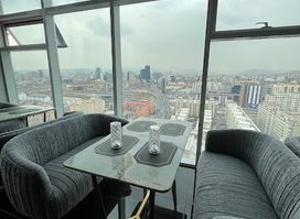 UI Lounge & Restaurant