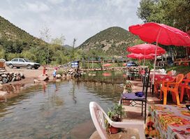 Cafe restaurant Aïn Oulmaes