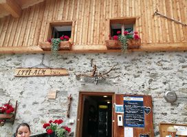 Schutzhütte Lyfialm