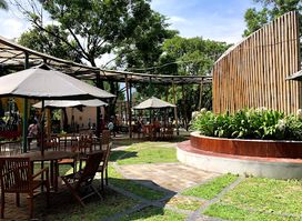 Manohara Cafe & Eatery