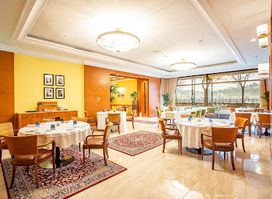 ARZ Lebanese Restaurant