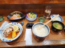 New Olympia (sushi)