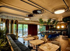 Restaurant Royal Bistro Caffe