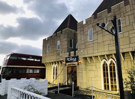Castle Indian Eatery & Bar