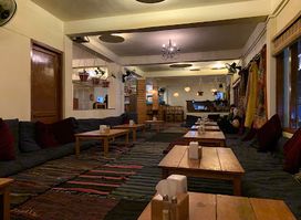 Places Restaurant and Bar