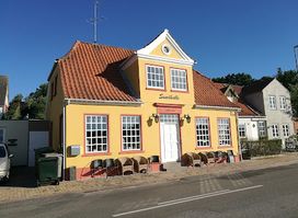 Restaurant Sundhalle V/Eva Iversen