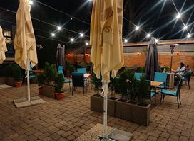 OhniskO Fire Dining & Brew Bar