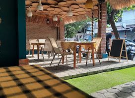 City Grill - Eastern Mediterranean Restaurant