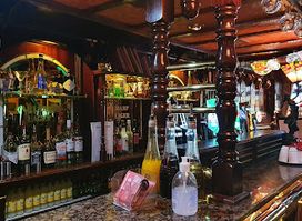 Sean Tierneys Bar and Restaurant