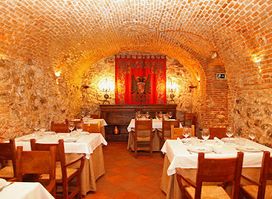 LA TABERNA DEL CAPITÁN ALATRISTE