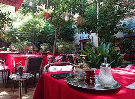 Baytna Restaurant and Cafe
