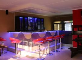 Styles Lounge