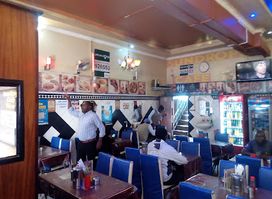 Sundrops Cafe/Njahi Hotel