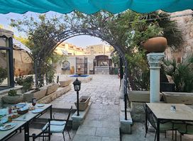 Nafoura Restaurant