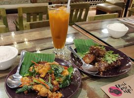 Thai Me Up Restaurant