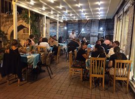 Tarihi Çeşme Restaurant