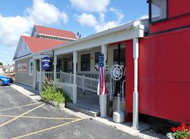 Mackinac Grille & Patio Bar