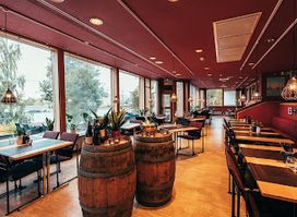 Ravintola Est.1969 & Campfire Terrace