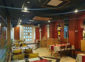 Indian Mehak Restaurant & Bar