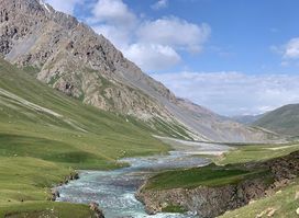 Solto Holidays - Tours in Kyrgyzstan