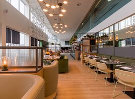Quayside Bar & Grill