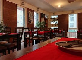 Hello Kedves! Kedves Palacsinta, Kedves Pizza, Kedves Hambi