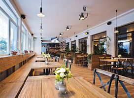 BIZARRE - sport bar & restaurant