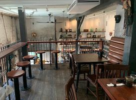 Yeyo's Mezcaleria y Taqueria
