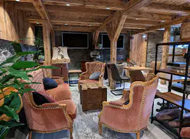 Kjallarinn - Cocktail Bar