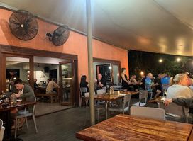 WHET Cafe Bar Restaurant