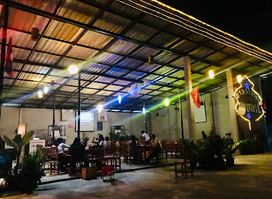 ຮ້ານອາຫານສາຍທານ The Waterside Bokeo Restaurant