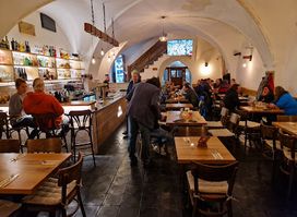 Pípa & Vývrtka restaurace