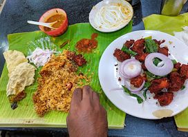 shri Krishna Hotel