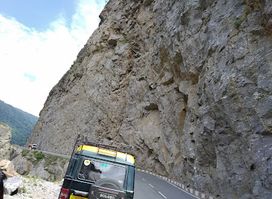 Damchu hotel , chhukha Dzongkhang bhutan