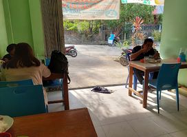 Warung B2 RW Toraja
