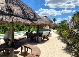 Playa Bonita Restaurante & Beach Club