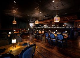 Cooper & Cow Steakhouse and Bourbon Lounge